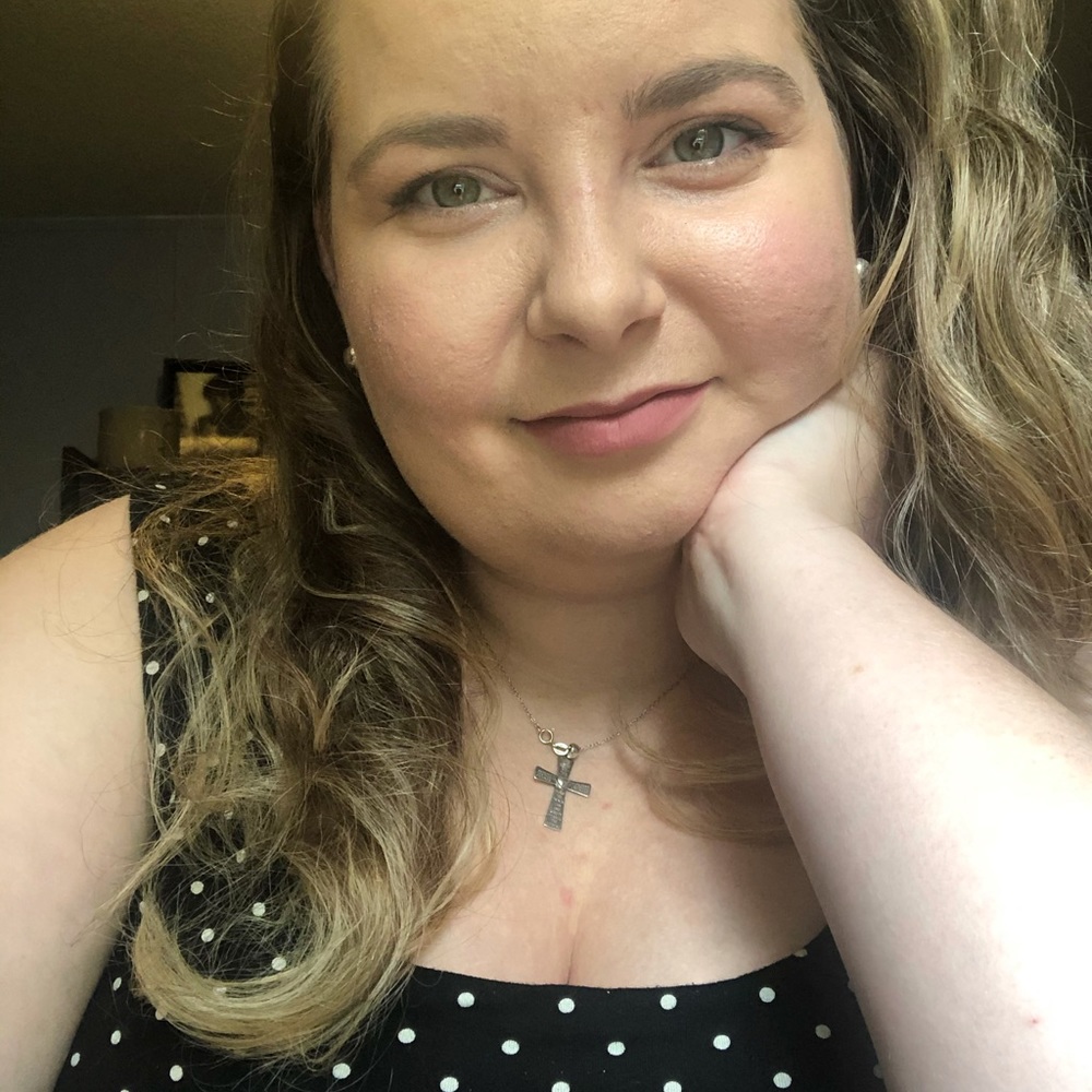 Meet your Posher, Stephanie